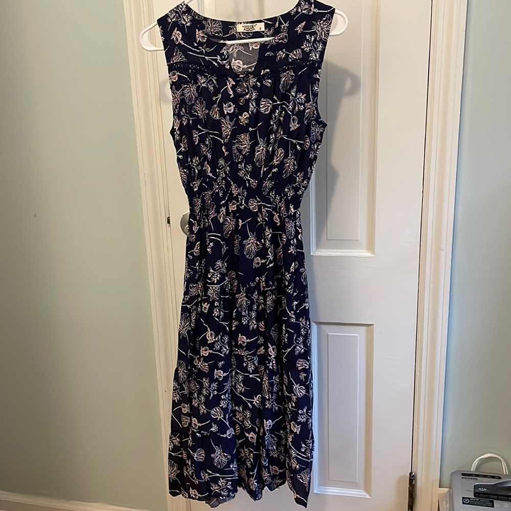 Julia women’s sleeveless maxi dress. Flower pattern. Brand new with tags.